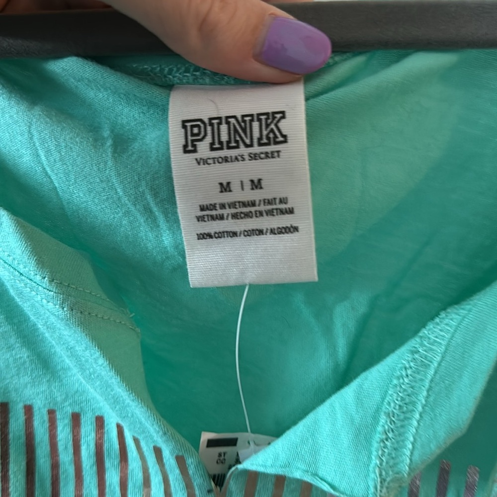 VS PINK TANK - Picture 2 of 2